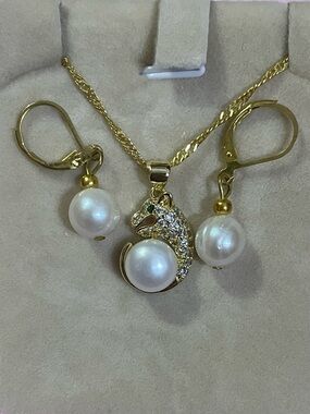 White South Sea Pearl Necklace 22" & White South Sea Pearl Dainty Earrings